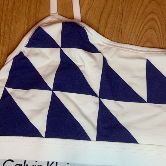 Calvin Klein Quilt Print Bralette & Tanga Panty - Picture 4 of 7